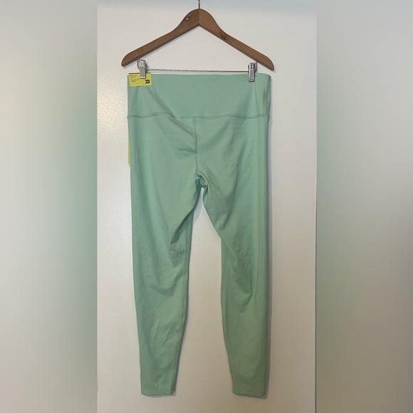 All in Motion™ Brushed Sculpt Ultra High Rise Leggings - Picture 2 of 6